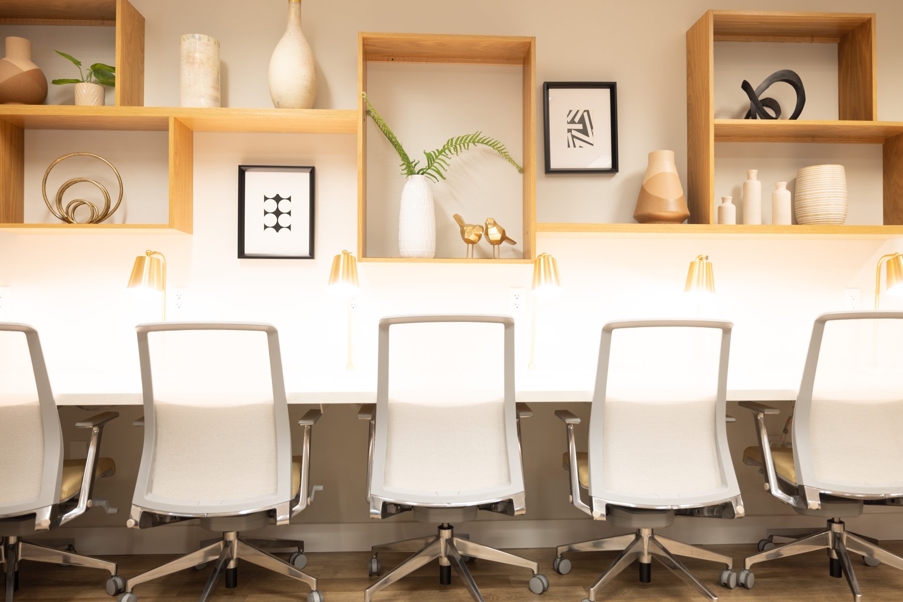 Shared workstations at PPG’s Lake Oswego office